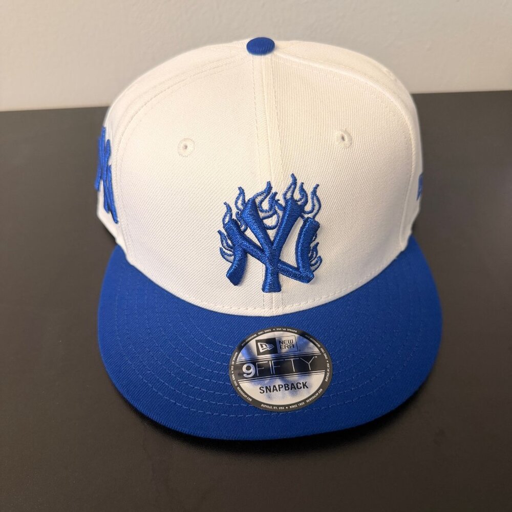 New Era NY Yankees Exclusive Club Snapback Blue Hat 9FIFTY